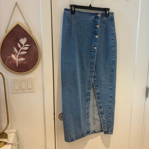 Zara Dresses & Skirts - Zara Denim Split Hem Midi Skirt Medium